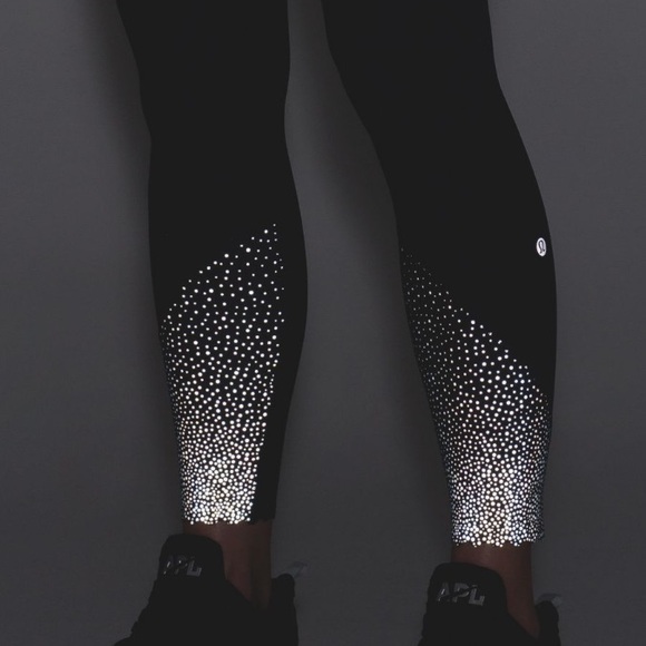 Lululemon Tight Stuff Tight II *25" in Midnight Navy Sz 8 GUC (Pilling) Workout - Picture 5 of 16